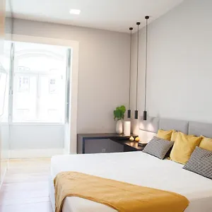 https://feels-like-home-augustas-arch-sophisticated-flat.hotels-lisbon-portugal.com